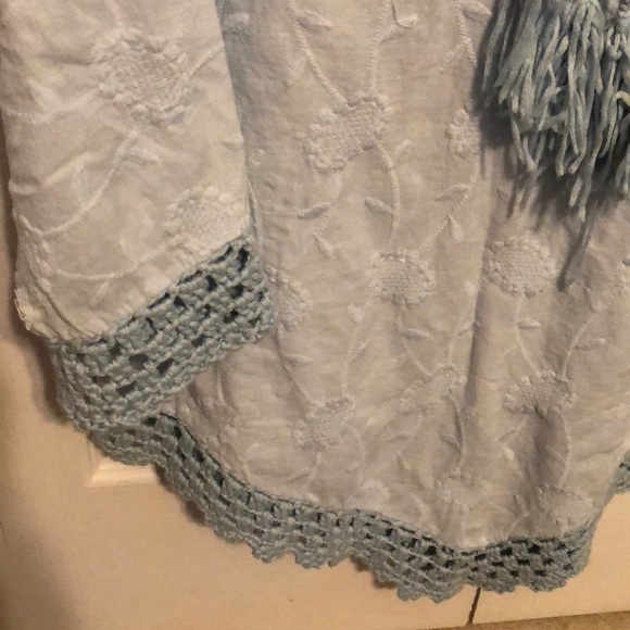 Top - Picture 4 of 4